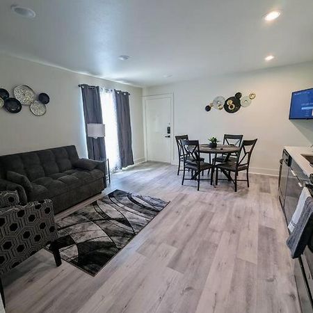 Apartment Near Deep Ellum Dallas Exterior photo